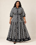 Robe Dior longue noire et blanche portée